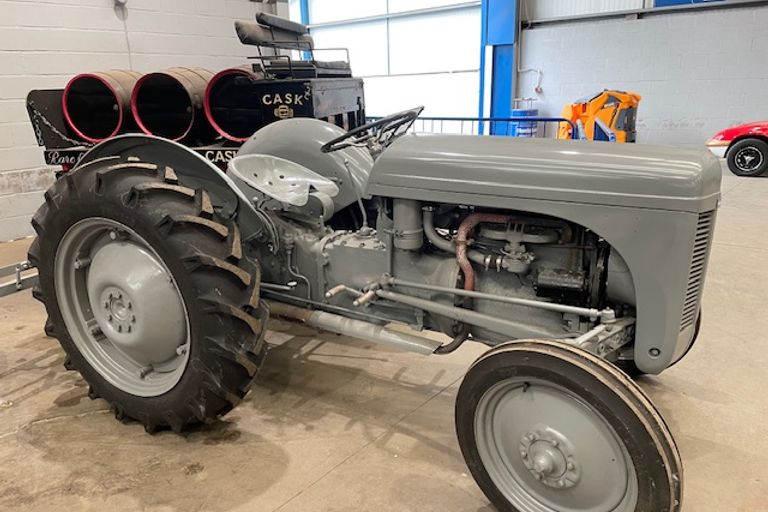 STANDARD FERGUSON TE20