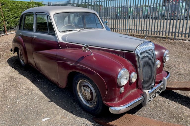DAIMLER CONQUEST CENTURY 