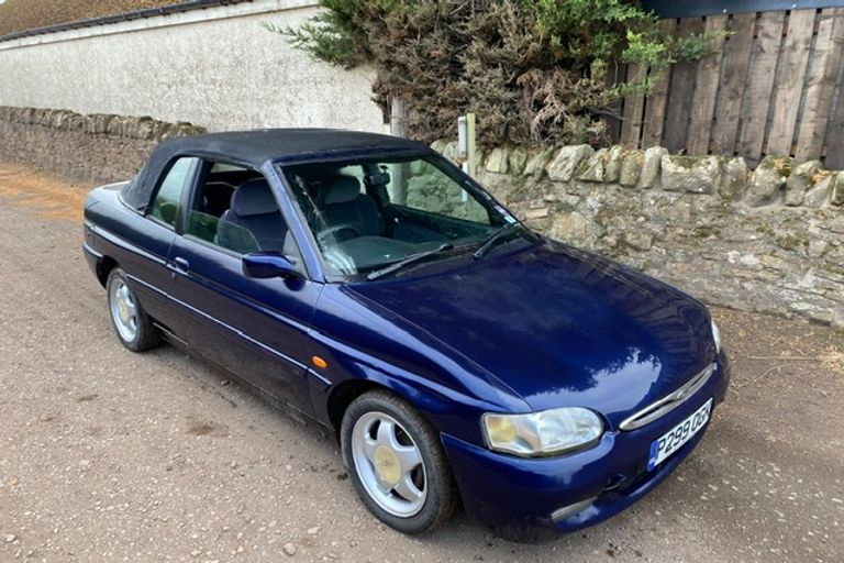 FORD ESCORT 95