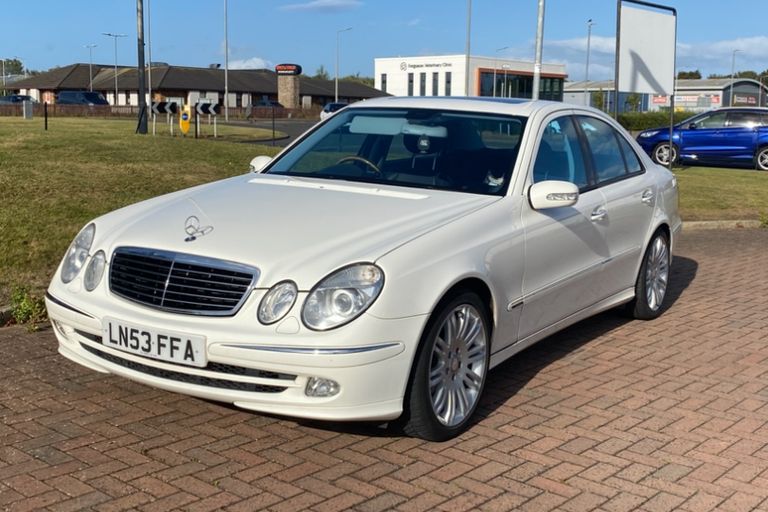MERCEDES E 320