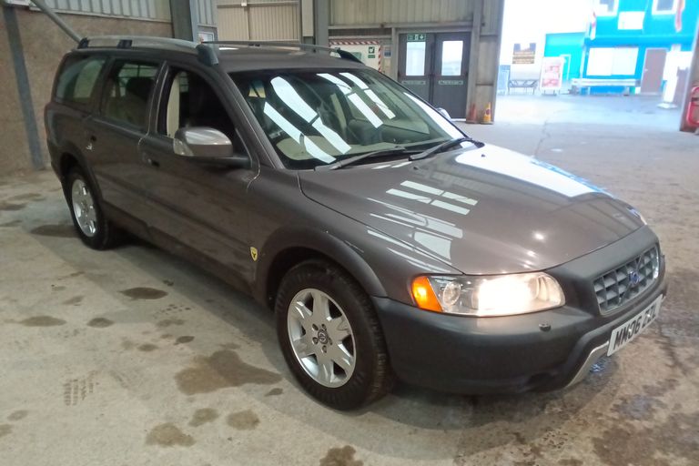 VOLVO XC70