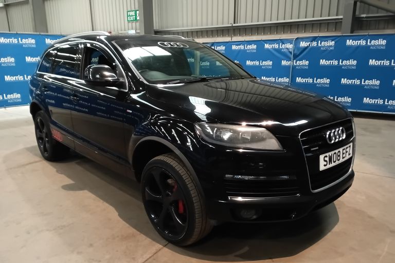 AUDI Q7