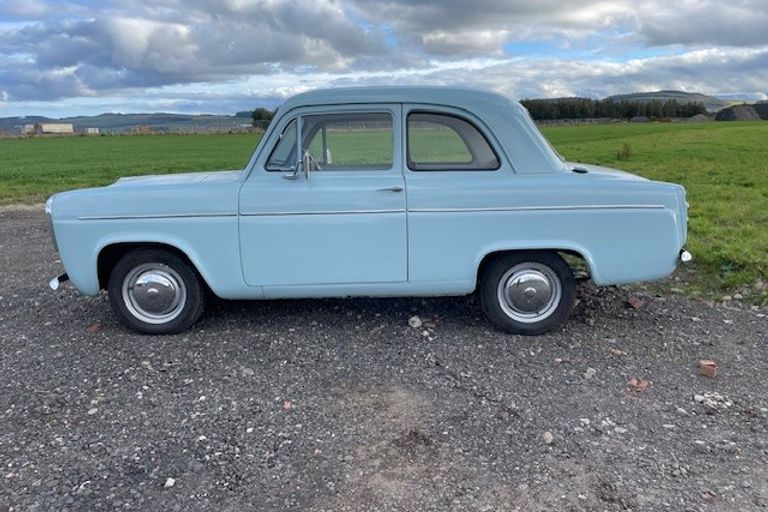 FORD POPULAR