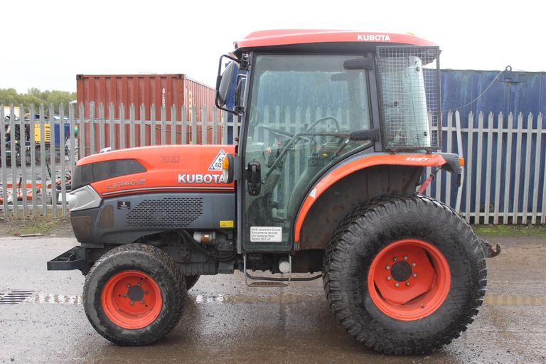 KUBOTA L5740