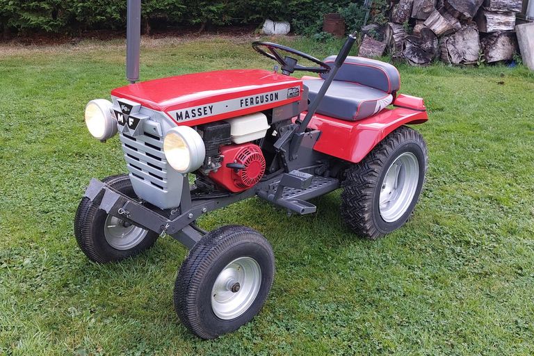 MASSEY FERGUSON SPECIAL BASED ON A WHEEL HORSE GARDEN TRACTOR