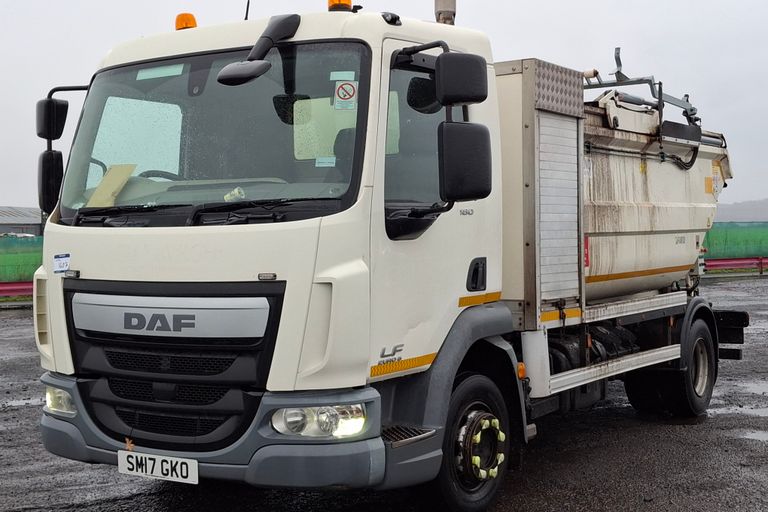 DAF TRUCKS LF