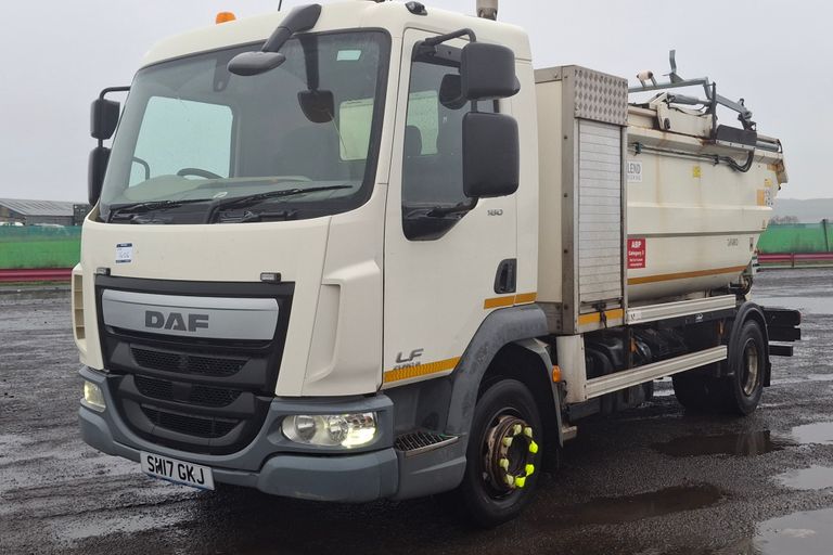DAF TRUCKS LF