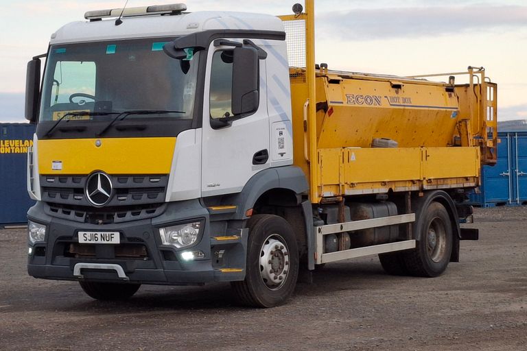 MERCEDES-BENZ AROCS (1) 1824