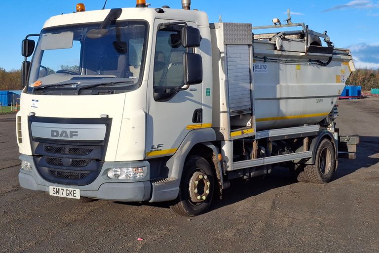 DAF TRUCKS LF