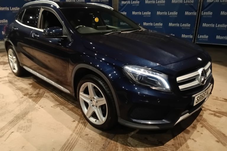 MERCEDES-BENZ GLA