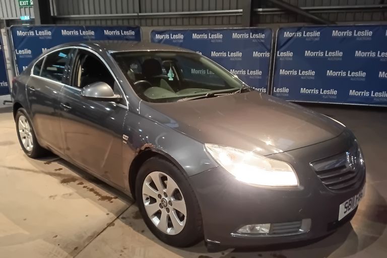 VAUXHALL INSIGNIA