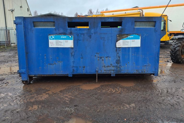 HOOK LIFT PAPERWASTE SKIP