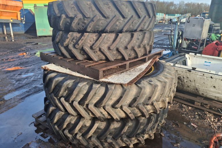 TRACTOR TYRES AND RIMS 
