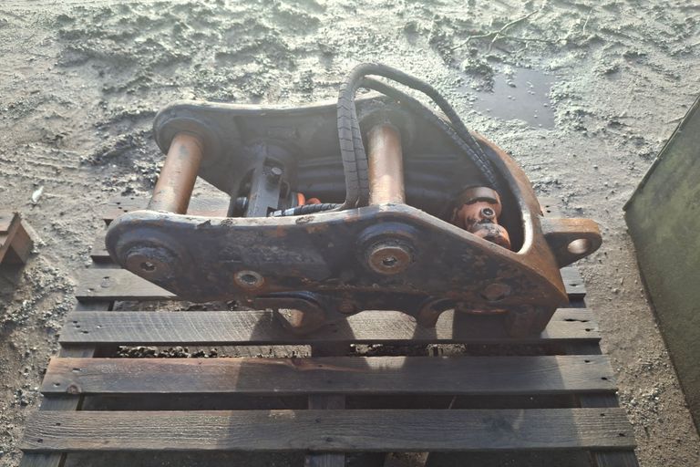 TEFRA HX140 QUICK HITCH 