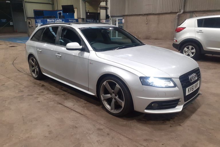 AUDI A4