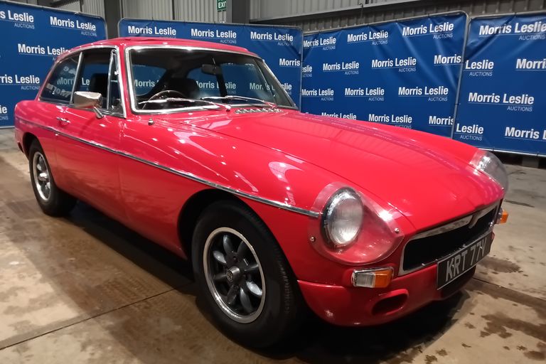 MG B GT