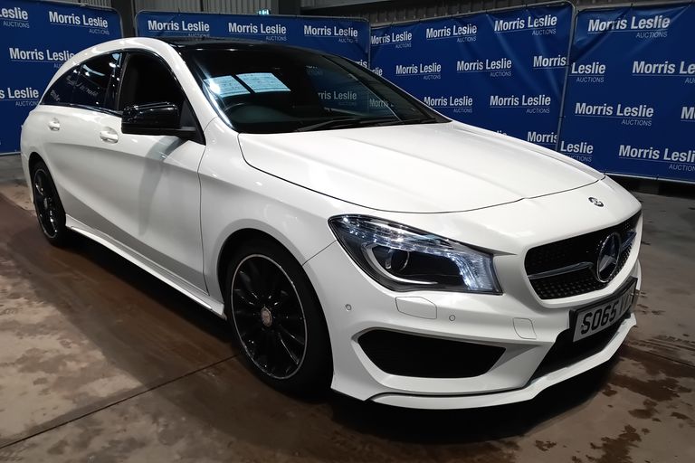 MERCEDES-BENZ CLA