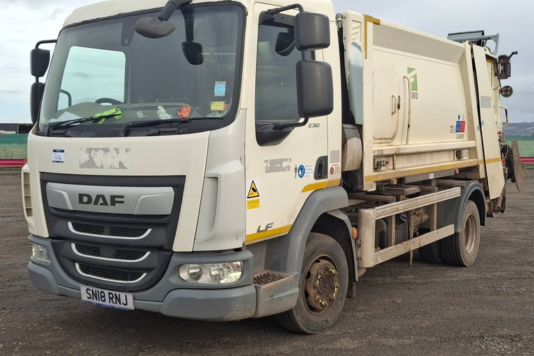 DAF TRUCKS LF