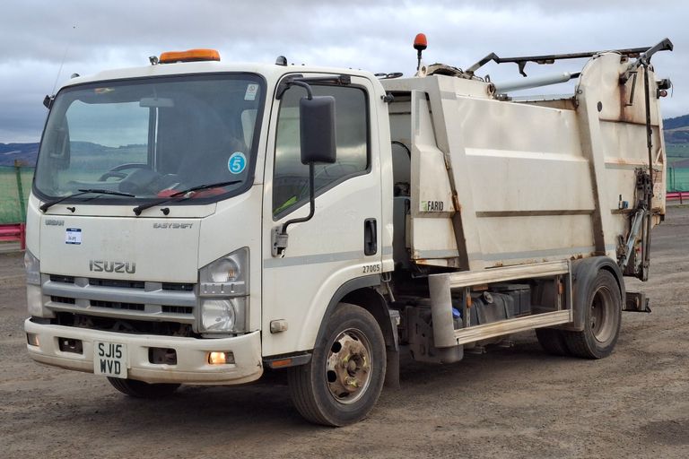 ISUZU TRUCKS FORWARD N75.150 AUTO