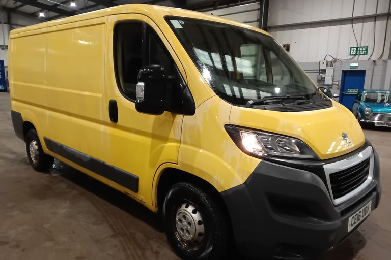 PEUGEOT BOXER