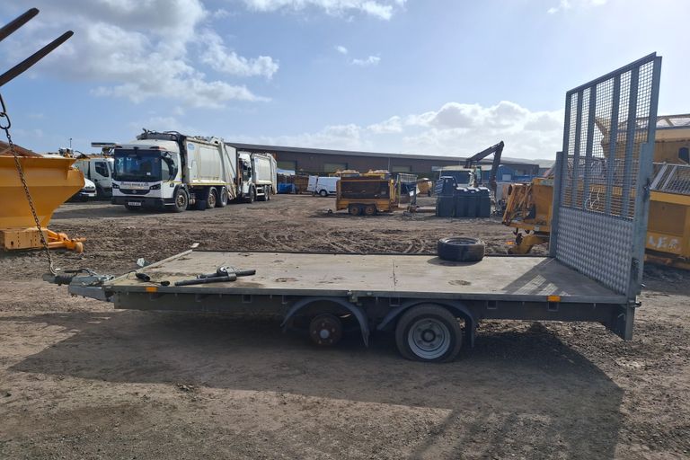 IFOR WILLIAMS DOUBLE AXLE TRAILER 