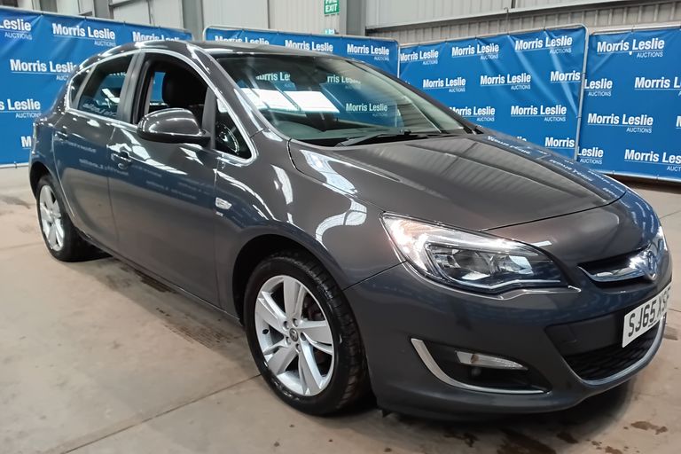 VAUXHALL ASTRA