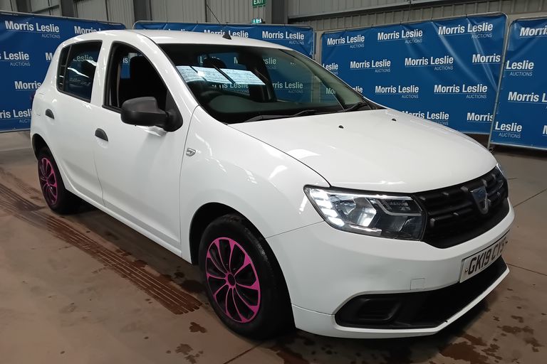 DACIA SANDERO